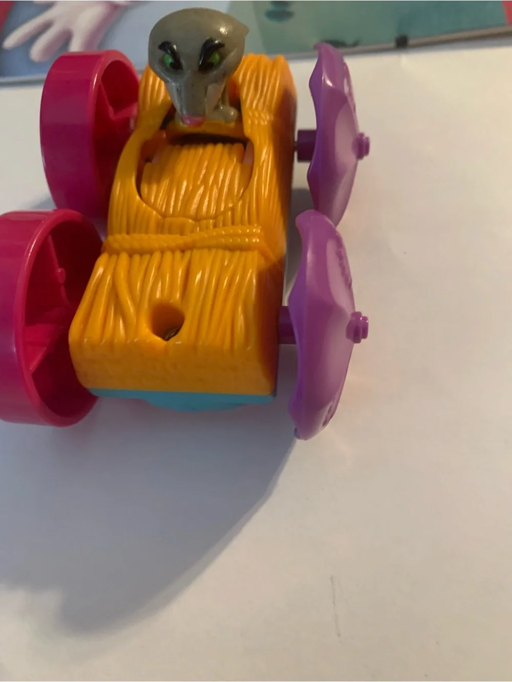 1998 McDonald’s “101 Dalmatians: The Series” Flip Car